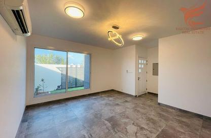 Villa - 3 Bedrooms - 4 Bathrooms for rent in Khuzam - Ras Al Khaimah