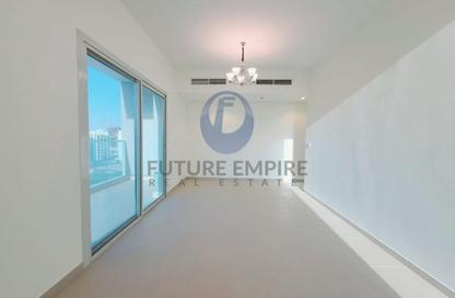 Apartment - 2 - 3 for rent in Al Shafar Palladium Building - Al Jaddaf - Dubai