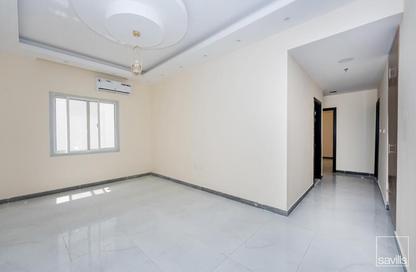 شقة - 2 غرف نوم - 2 حمامات للايجار في عمارة عزير - 3  الروضة - الروضة - عجمان