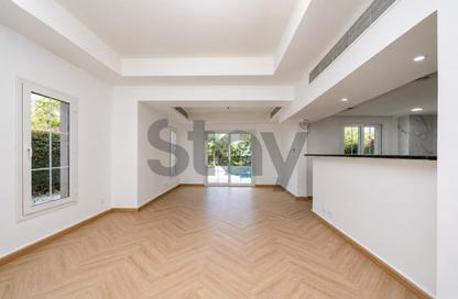 Villa - 3 Bedrooms - 4 Bathrooms for rent in Springs 10 - The Springs - Dubai