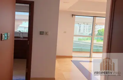 Apartment - 1 Bedroom - 2 Bathrooms for rent in The Zen Tower - Dubai Marina - Dubai