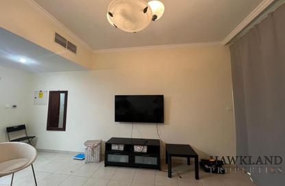 Apartment - Studio - 1 for rent in Burj Al Nujoom - Downtown Dubai - Dubai Apartment - Studio - 1 for rent in Burj Al Nujoom - Downtown Dubai - Dubai