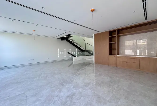 112743429 - Property Image 2