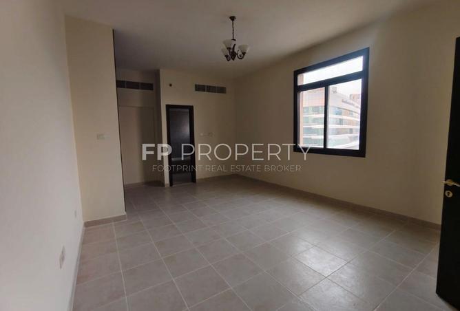 122448153 - Property Image 3