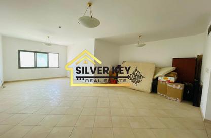 Apartment - 3 Bedrooms - 3 Bathrooms for rent in Al Nabaa Building - Al Naba'ah - Al Sharq - Sharjah Apartment - 3 Bedrooms - 3 Bathrooms for rent in Al Nabaa Building - Al Naba'ah - Al Sharq - Sharjah