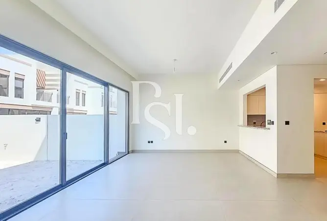 156005129 - Property Image 2