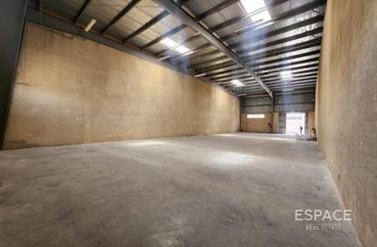 Warehouse - Studio for rent in Dubai Investment Park 1 (DIP 1) - Dubai Investment Park (DIP) - Dubai