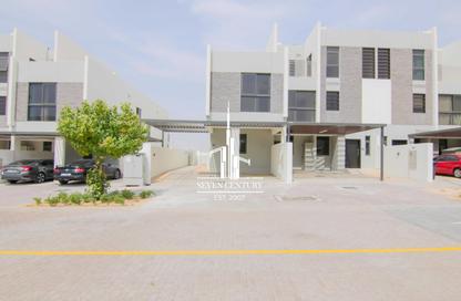 Villa - 3 - 4 for sale in Aster - Damac Hills 2 - Dubai