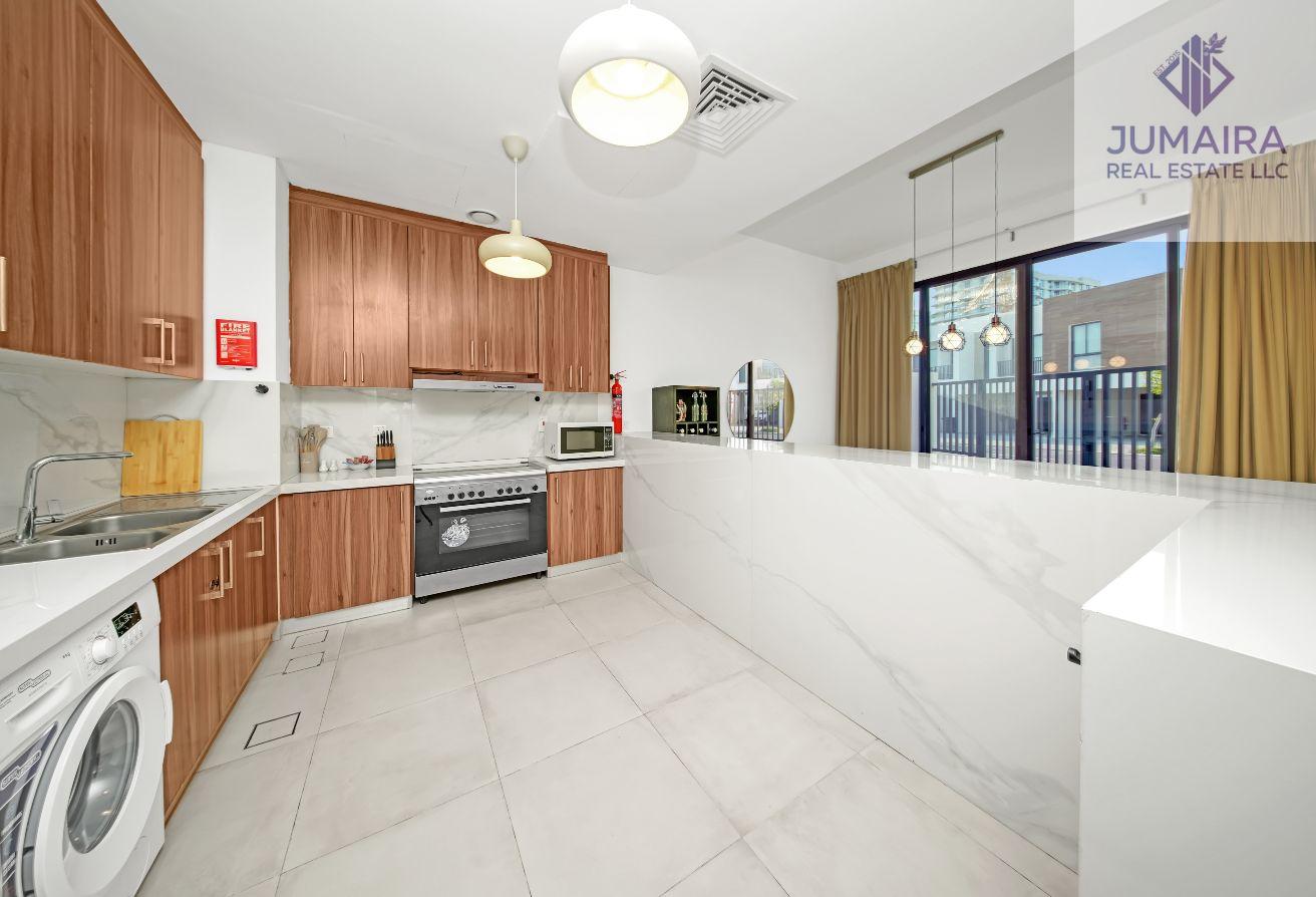 Stylish I Luxury 3BR I Furnished | Corner Unit