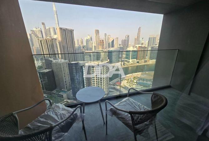 High Floor | Burj Views | Fully Furnished photo 3