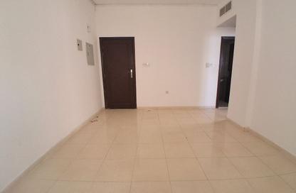 Apartment - 1 - 1 for rent in Fire Station Road - Muwaileh - Sharjah Apartment - 1 - 1 for rent in Fire Station Road - Muwaileh - Sharjah