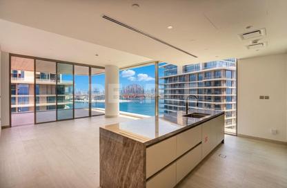 Apartment - 3 Bedrooms - 4 Bathrooms for sale in Serenia Living Tower 2 - Serenia Living - Palm Jumeirah - Dubai