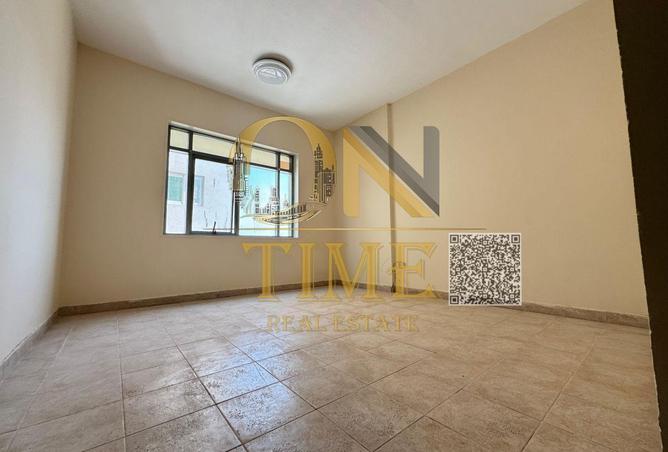 67430683 - Property Image 2