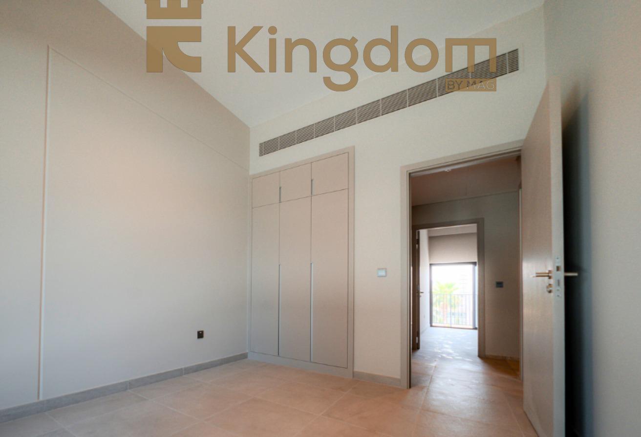 2BR Townhouse |Single Row |Community View |Vacant photo 14