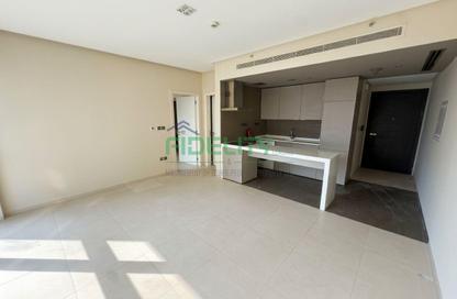 Apartment - 1 - 2 for rent in West Avenue Tower - Dubai Marina - Dubai