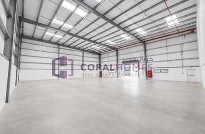 Warehouse - Studio for rent in Dubai Investment Park 1 (DIP 1) - Dubai Investment Park (DIP) - Dubai