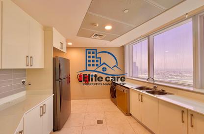 Apartment - 3 - 4 for rent in Leaf Tower - Tamouh - Al Reem Island - Abu Dhabi