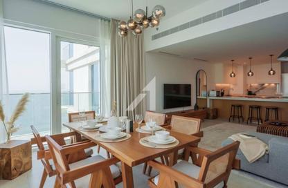 Apartment - 2 - 3 for rent in La Vie - Jumeirah Beach Residence - Dubai