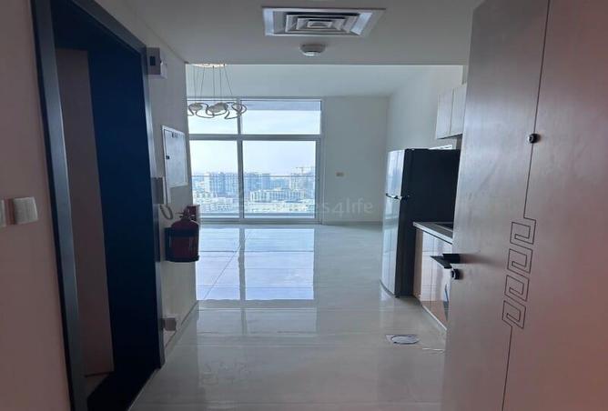 82802689 - Property Image 2