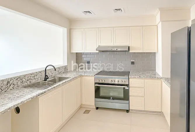 151925879 - Property Image 2