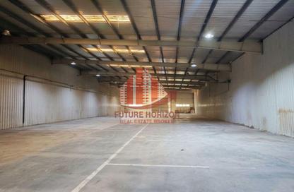 Warehouse - Studio for rent in Jebel Ali Industrial - Jebel Ali - Dubai