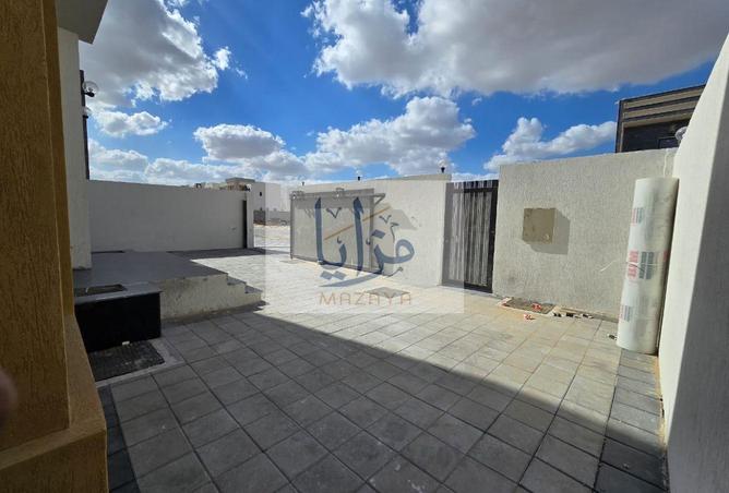 100825887 - Property Image 2