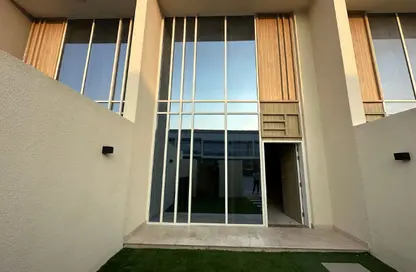 تاون هاوس - غرفة نوم - 2 حمامات للبيع في روكان 3 - روكان - دبي لاند - دبي