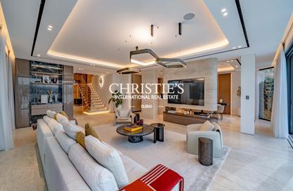 Villa - 5 Bedrooms - 7 Bathrooms for sale in Garden Homes Frond L - Garden Homes - Palm Jumeirah - Dubai