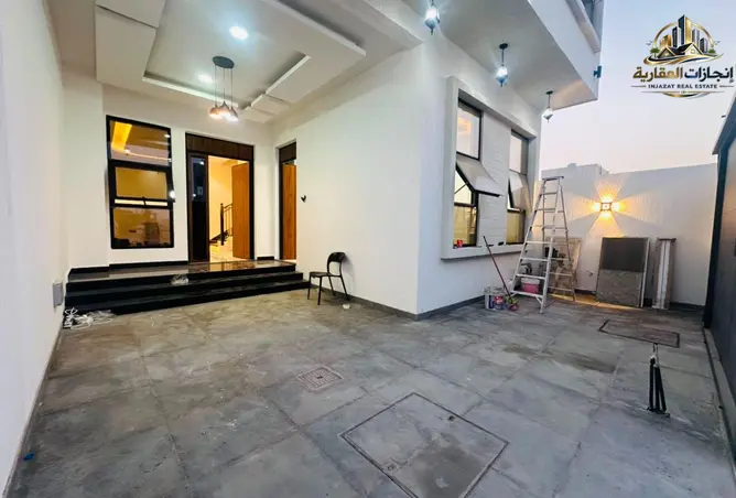 145986347 - Property Image 3