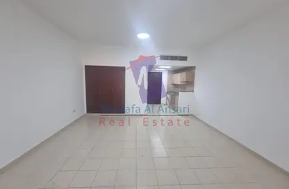 Apartment - 1 Bathroom for rent in Building X17 - England Cluster - International City - Dubai Apartment - 1 Bathroom for rent in Building X17 - England Cluster - International City - Dubai