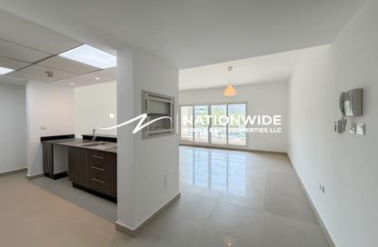 Apartment - 1 Bedroom - 2 Bathrooms for sale in Tower 8 - Al Reef Downtown - Al Reef - Abu Dhabi