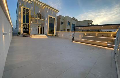Villa - 5 Bedrooms - 7 Bathrooms for sale in Al Mowaihat 1 - Al Mowaihat - Ajman