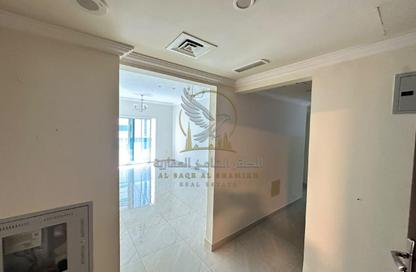 Apartment - 3 - 3 for rent in Burj Al Majaz Tower - Al Majaz 2 - Al Majaz - Sharjah