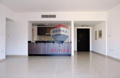 Apartment - 2 Bedrooms - 2 Bathrooms for rent in Tower 1 - Al Reef Downtown - Al Reef - Abu Dhabi