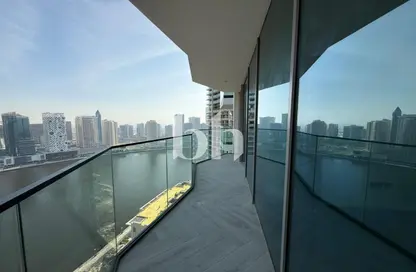 شقة - غرفة نوم - 2 حمامات للايجار في بنينسولا ثري - بنينسولا - الخليج التجاري - دبي