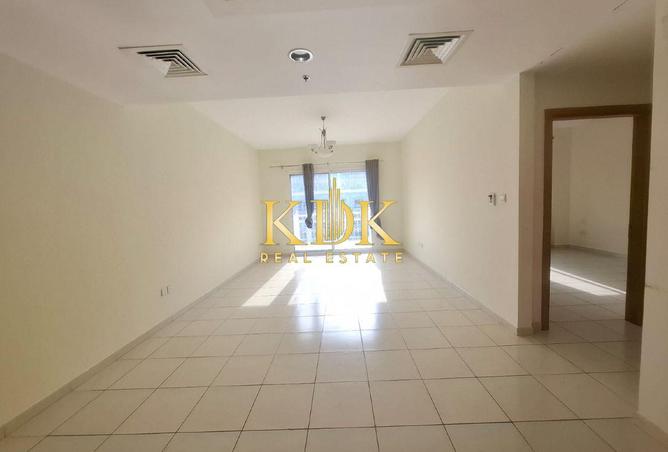 100418929 - Property Image 3