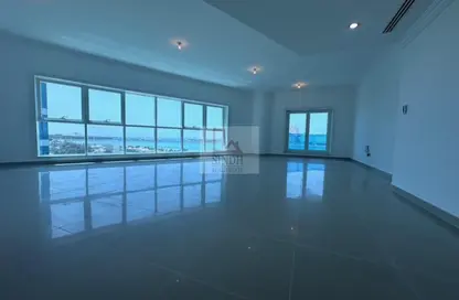 شقة - 4 غرف نوم - 4 حمامات للايجار في 1 ابراج الساحل - ابراج الساحل - شارع الكورنيش - أبوظبي