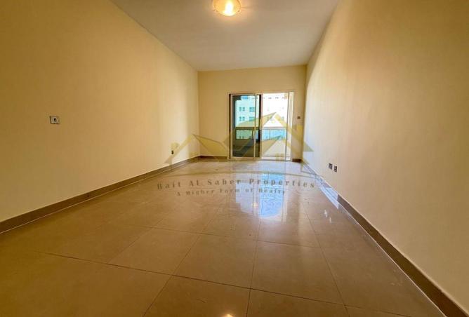 72327732 - Property Image 2