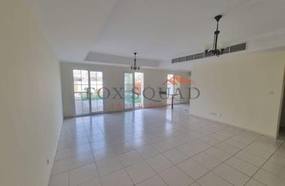 Villa - 3 Bedrooms - 3 Bathrooms for rent in Springs 11 - The Springs - Dubai Villa - 3 Bedrooms - 3 Bathrooms for rent in Springs 11 - The Springs - Dubai