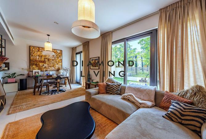 3-bed villa in Aura Gardens · Vacant · Park view — photo 4