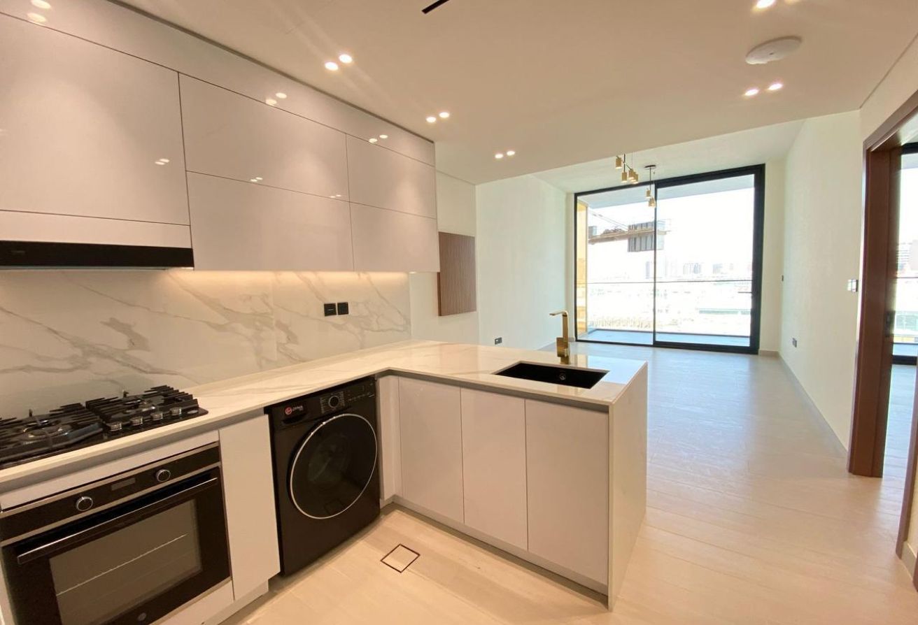 RENTED | MOTIVATED SELLER | SPACIOUS | FLEXIBLE gallery image