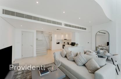 Apartment - 1 Bedroom - 2 Bathrooms for sale in Sky Gardens - DIFC - Dubai