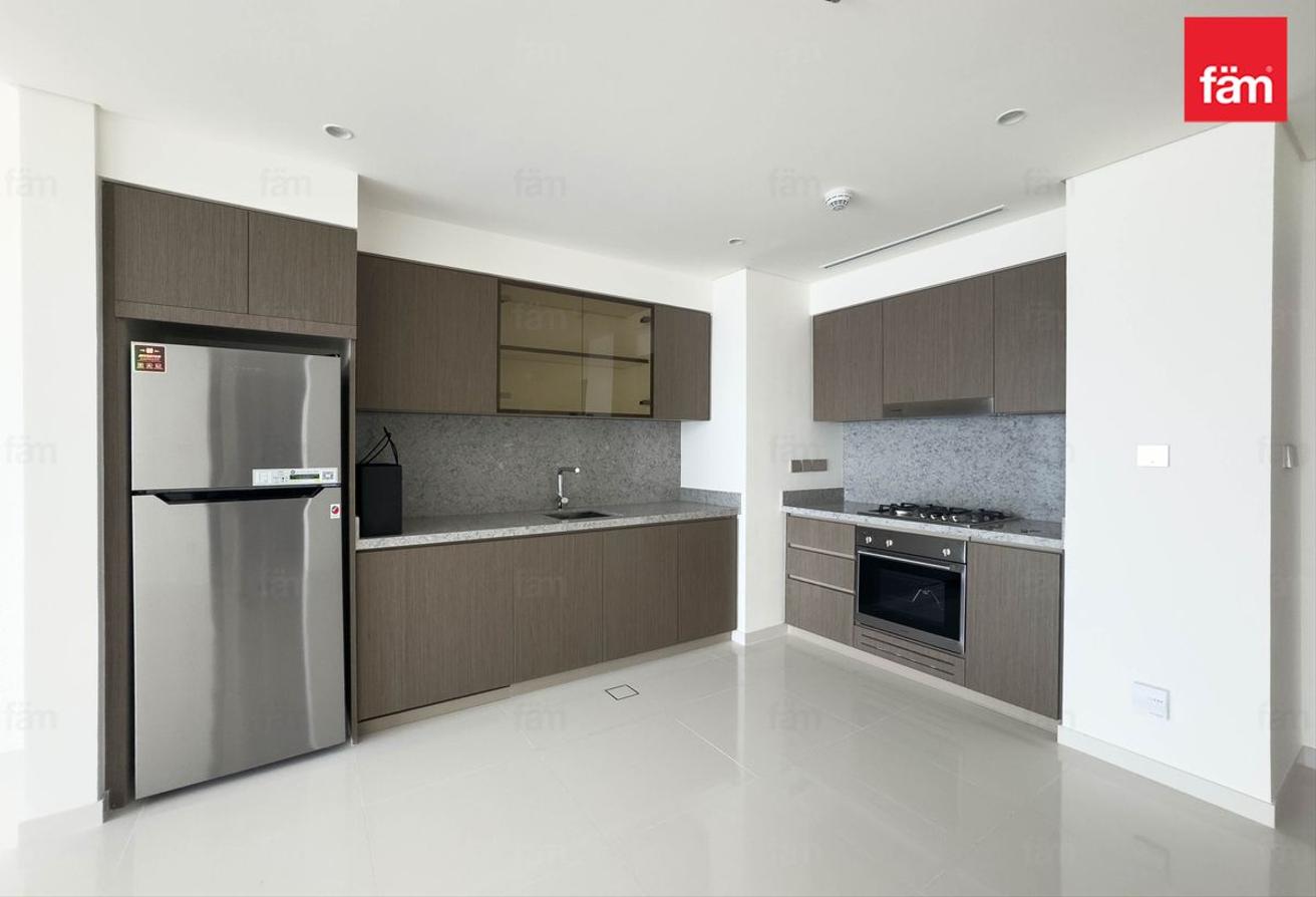 Brand New | Vacant | Unfurnished photo 25