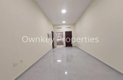 Apartment - Studio - 1 for rent in Al Karama Sqaure - Al Karama - Bur Dubai - Dubai