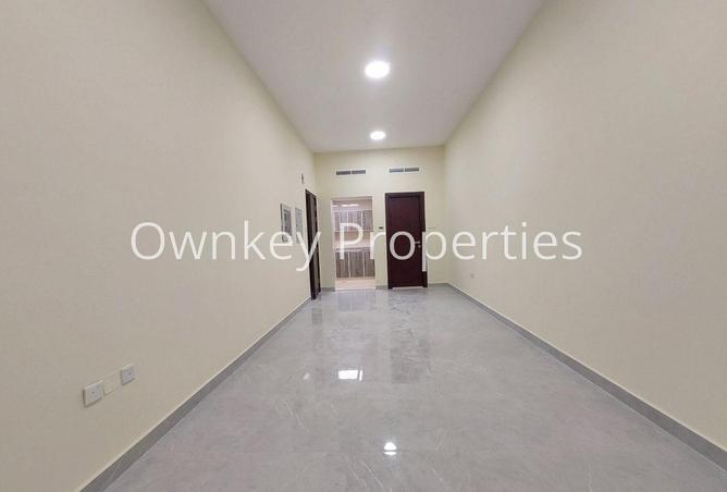 BRAND NEW BUILDING STUDIO APARTMENT CLOSE TO METRO photo 2