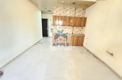 Apartment - Studio - 1 Bathroom for rent in Muwaileh 3 Building - Muwaileh - Sharjah