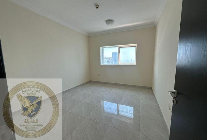 98268411 - Property Image 3