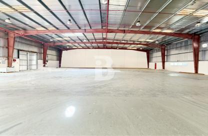 Warehouse - Studio for rent in Phase 2 - Dubai Investment Park (DIP) - Dubai