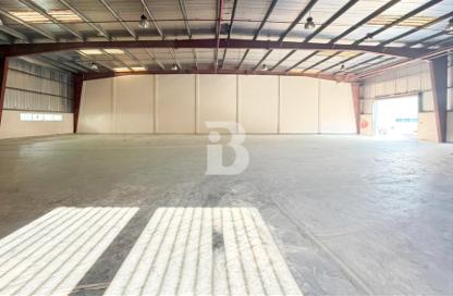 Warehouse - Studio for rent in Phase 2 - Dubai Investment Park (DIP) - Dubai