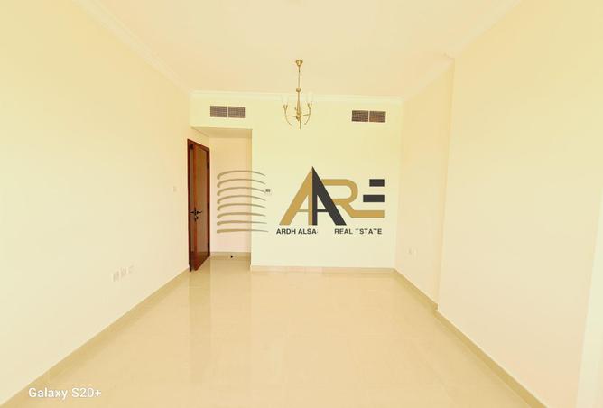 53586705 - صورة العقار 3